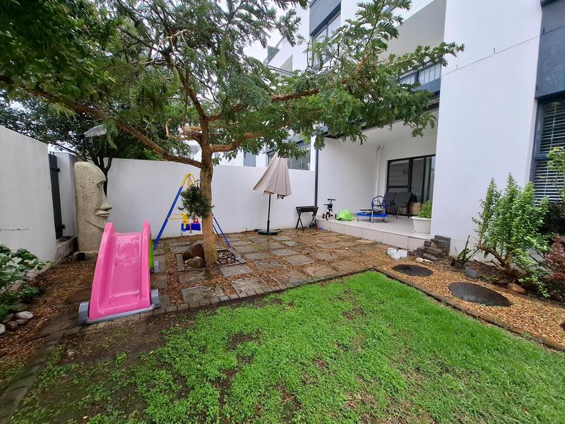 To Let 3 Bedroom Property for Rent in De Velde Western Cape